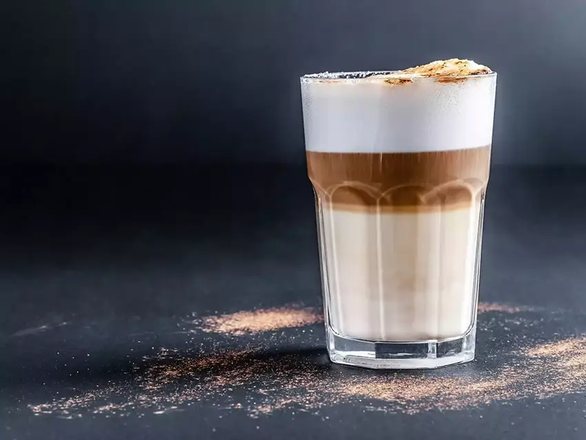 Latte Macchiato dành cho người thích vị sữa hòa quyện cùng cà phê
