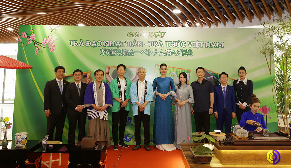 Chương trình đối ẩm trà đã mang lại những giá trị văn hóa tốt đẹp cho đôi bên