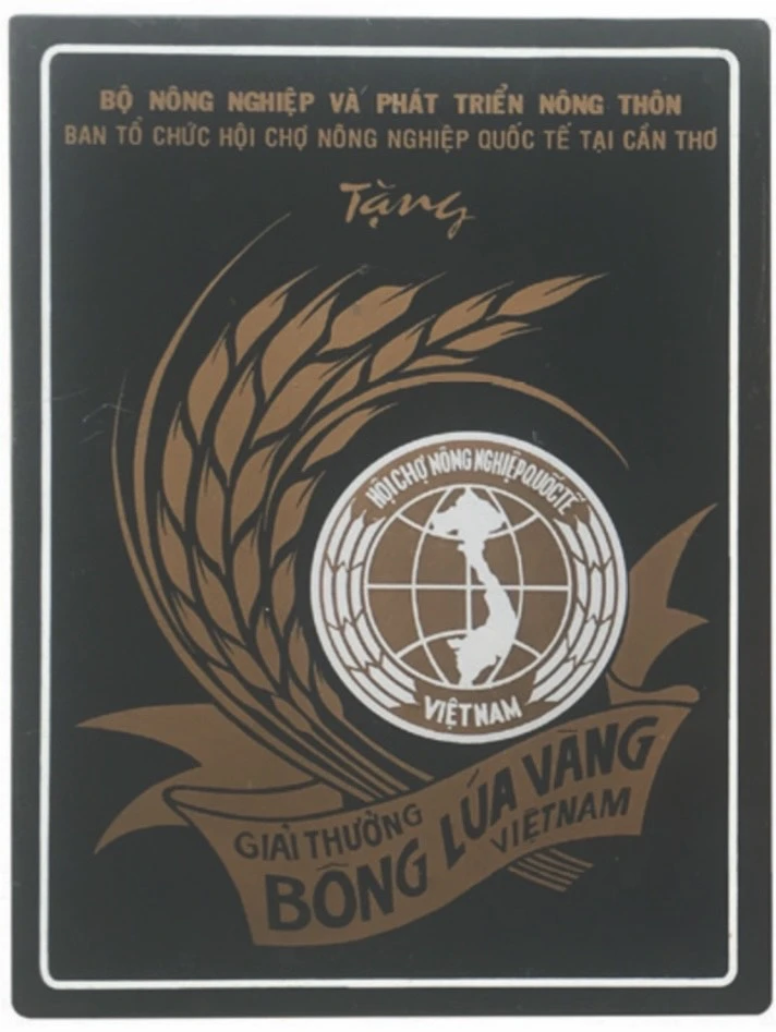 Sở hữu các sản phẩm chất lượng là yếu tố giúp Trà Rồng Vàng nhận được hàng loạt giải thưởng uy tín ở cấp quốc gia và quốc tế