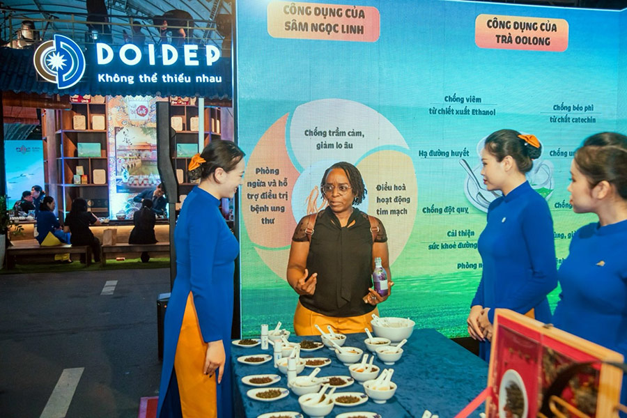 Thương hiệu Đôi Dép đã phát triển thành công sản phẩm trà kết hợp giữa danh trà thượng hạng với Sâm Ngọc Linh vùng Tu Mơ Rông