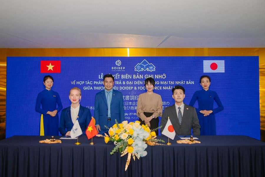 Thuơng hiệu Đôi Dép ký kết hợp tác chiến lược cùng Food Force - Tập đoàn Morisho phát dương văn hóa và sản phẩm trà Việt Nam và thị trường Nhật Bản.