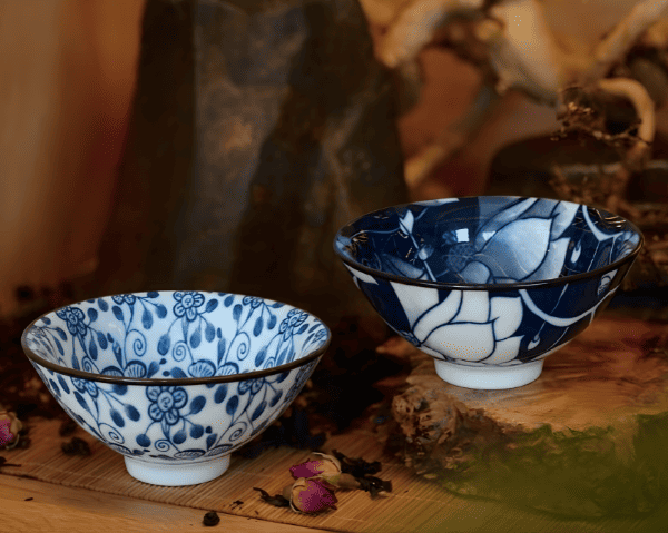 CHÉN TRÀ SỨ HỌA TIẾT